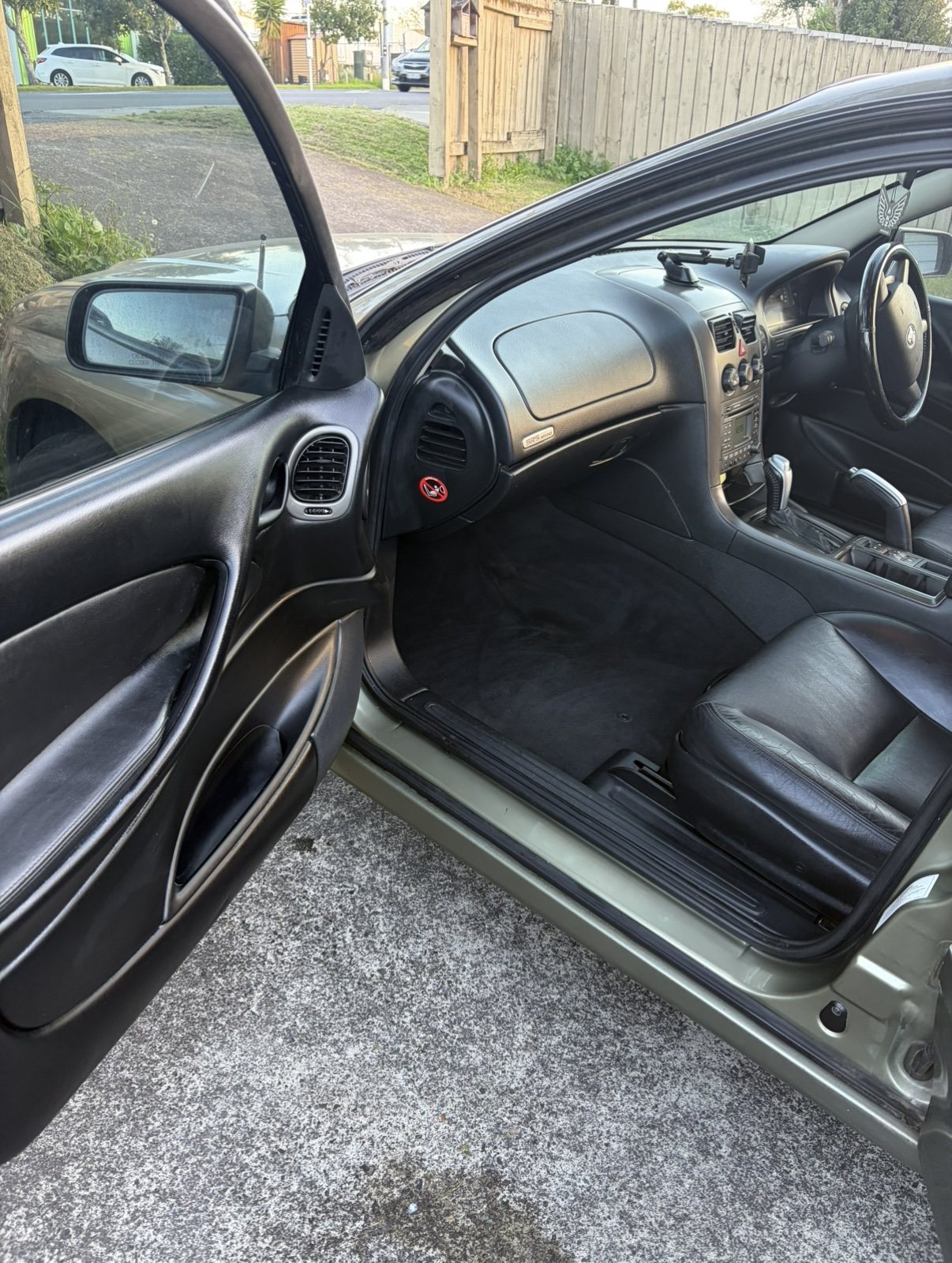 Interior detail 1